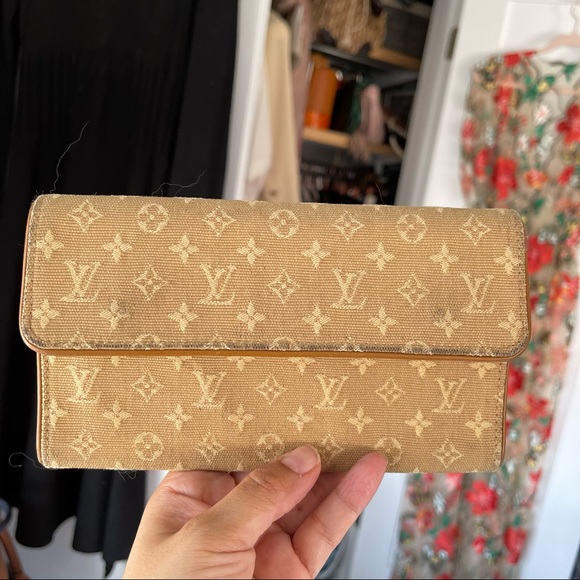 Louis Vuitton Accessories - Auth LOUIS VUITTON Tri-Fold Wallet Porto Tresor International canvas